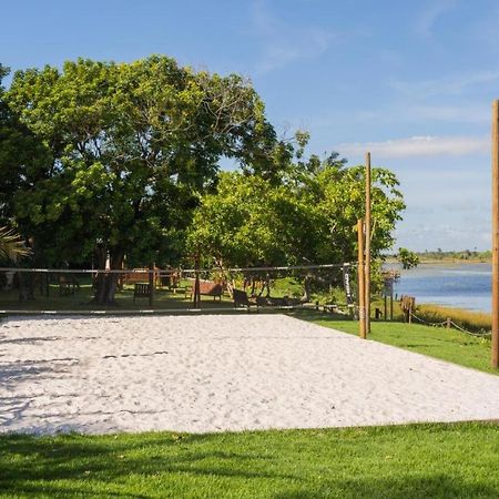 Apto Guarajuba Praia Condominio Porto Smeralda-100 Metros Da Praia Экстерьер фото