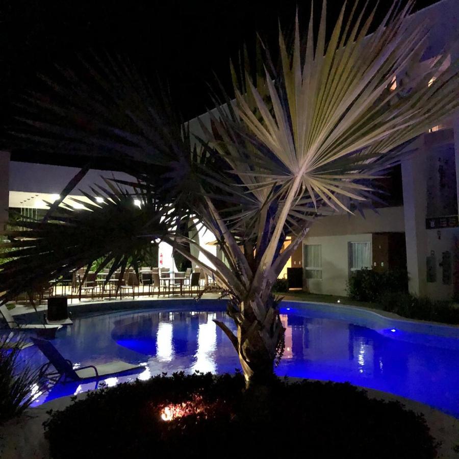 Apto Guarajuba Praia Condominio Porto Smeralda-100 Metros Da Praia Экстерьер фото