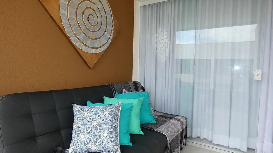 Apto Guarajuba Praia Condominio Porto Smeralda-100 Metros Da Praia Экстерьер фото